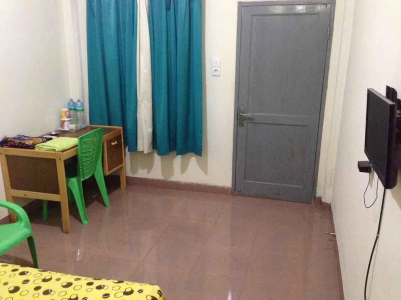 เปงีนาปัน ชาเรียะฮ์ Hotel Parit  ภายนอก รูปภาพ